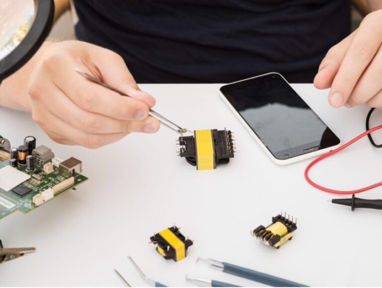 Why Picking the Right Repair Centre Matters for Your Device?