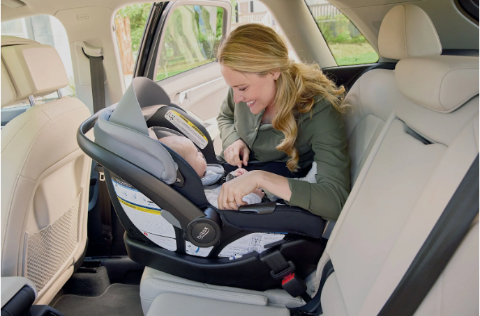 Why an Infant Car Seat and Stroller Combo Is a Must-Have for New Parents